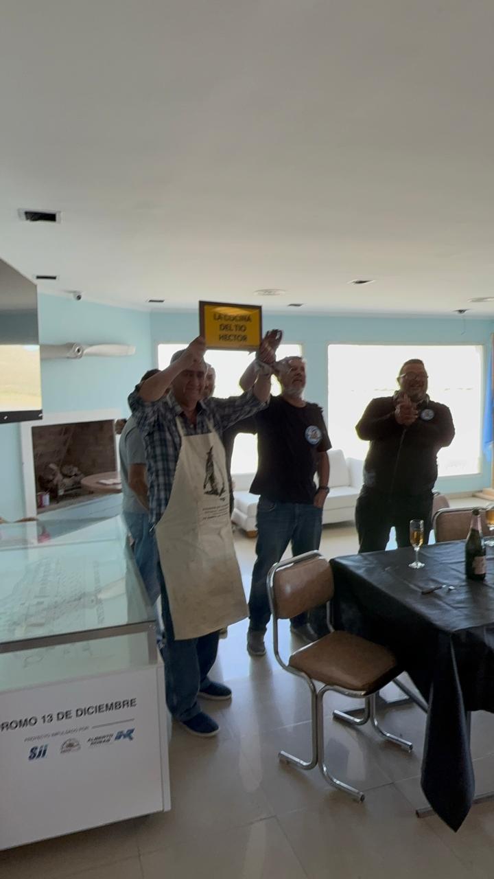 Reconocimiento Tio Hector